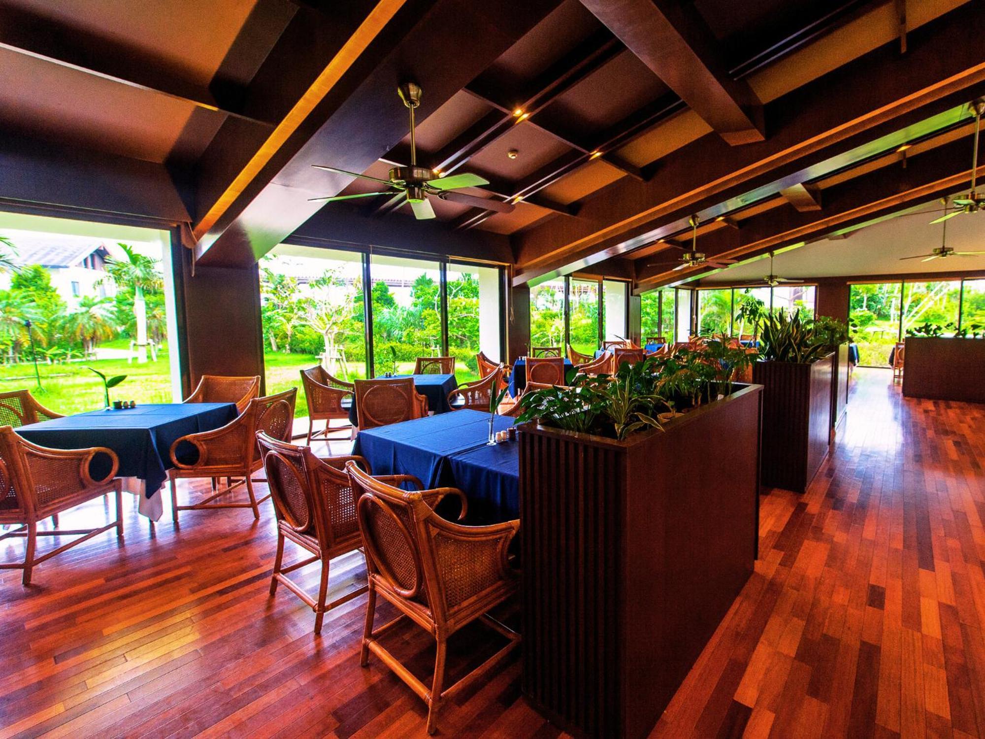 Livemax Amms Canna Resort Villa Ginoza Buitenkant foto